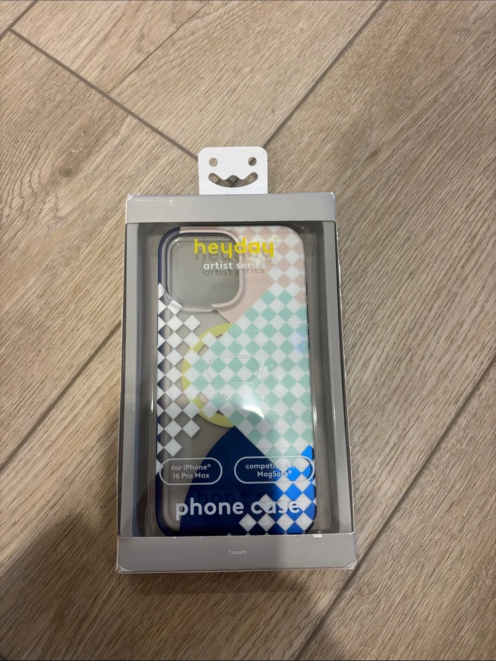 heyday Phone Case in Blue, Green, Yellow, White and pink iPhone 16 pro max